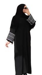 عباية فلسطينية