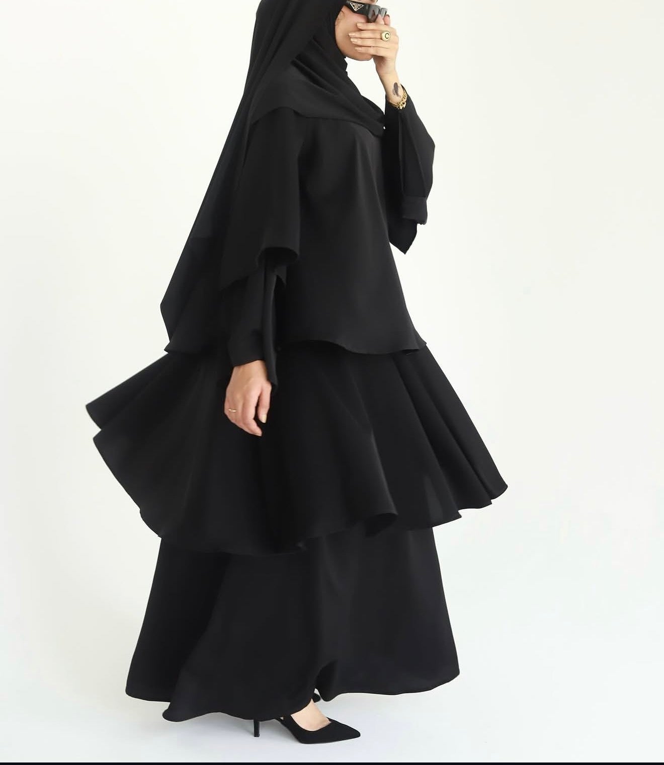 Star Abaya Secondary image