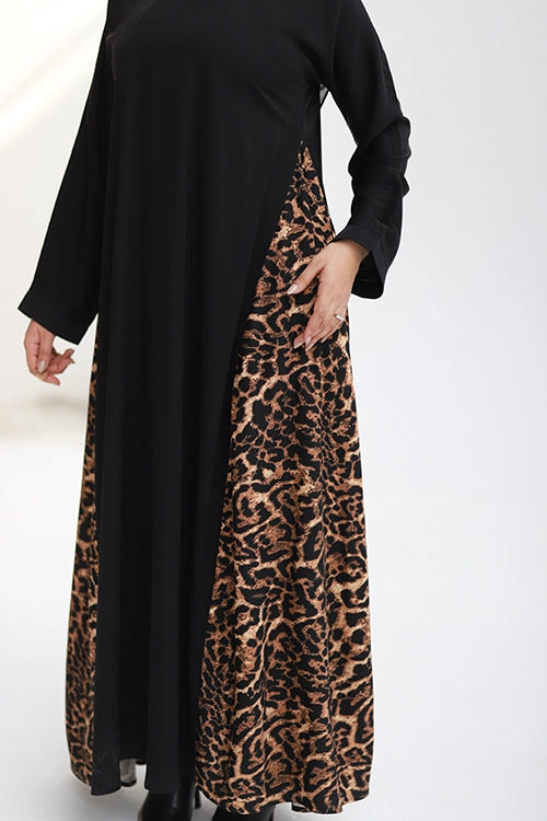 Tiger Abaya Secondary image